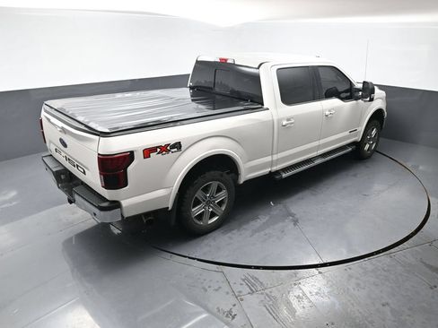 Used 2018 Ford F150 Lariat w/ FX4 Off-Road Package AWD/4WD image 9