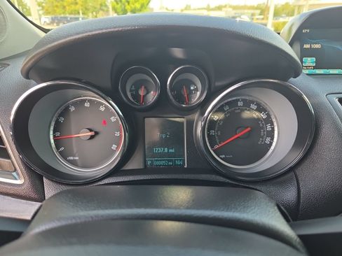 Used 2015 Buick Encore Premium w/ Experience Buick Package FWD image 27