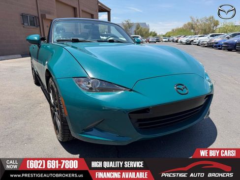 Used 2016 MAZDA MX-5 Miata Club w/ Brembo/BBS Package RWD image 9