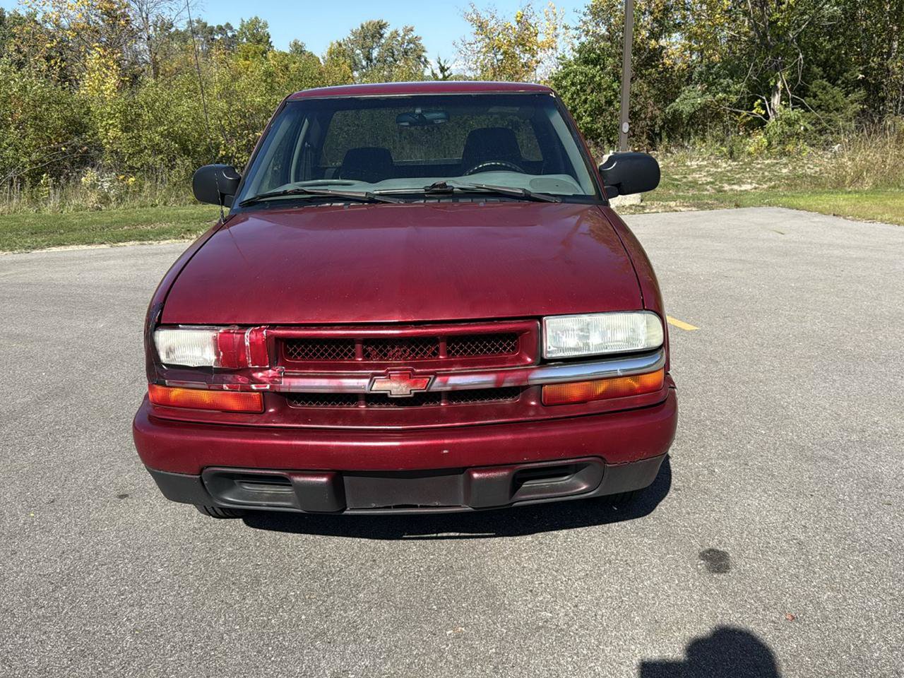Used 2002 Chevrolet S10 Pickup LS w/ LS Preferred Equipment Group RWD image 2