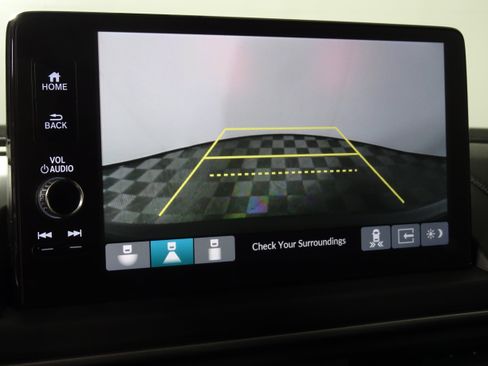 New 2025 Honda Pilot Touring image 30