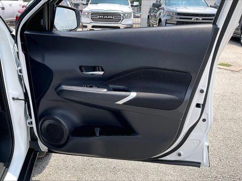 Used 2023 Nissan Kicks SV FWD image 21