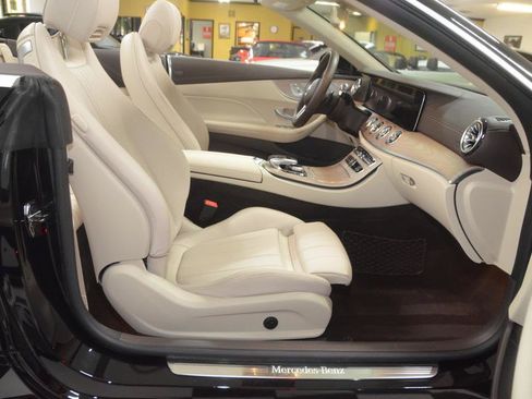 Used 2020 Mercedes-Benz E 450 4MATIC Cabriolet image 28