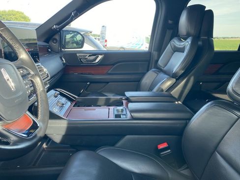 Used 2022 Lincoln Navigator L Reserve AWD/4WD image 15