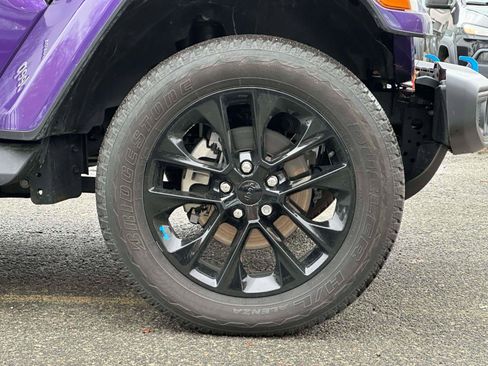 Used 2023 Jeep Wrangler Unlimited Sahara w/ Cold Weather Group image 7