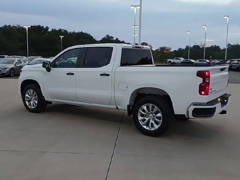 New 2025 Chevrolet Silverado 1500 Custom image 6