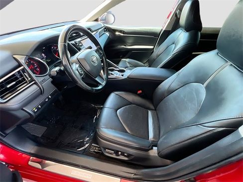 Used 2019 Toyota Camry XSE image 20