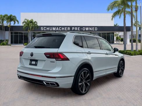 Used 2023 Volkswagen Tiguan SEL R-Line AWD/4WD image 7
