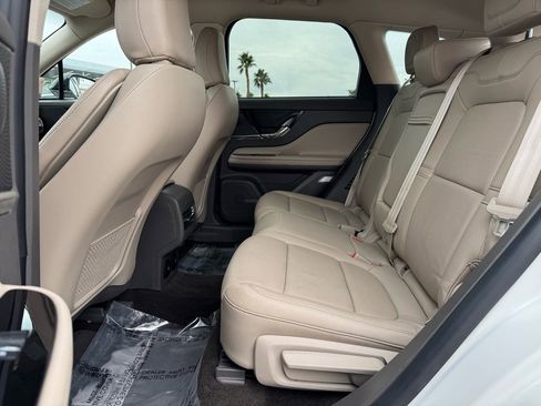 Used 2023 Lincoln Corsair Reserve w/ Equipment Group 201A image 16