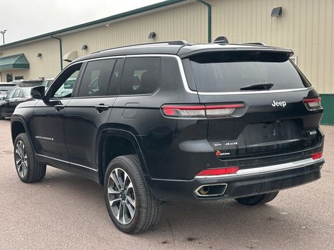 Used 2021 Jeep Grand Cherokee L Overland w/ Advanced Protech Group III image 5