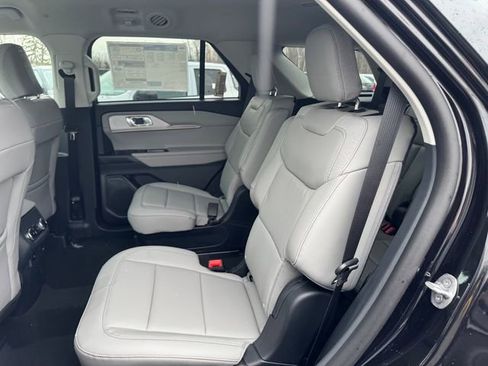 New 2026 Ford Explorer Active w/ Active Comfort Package AWD/4WD image 14