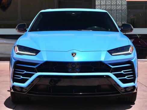 Used 2021 Lamborghini Urus AWD/4WD image 5