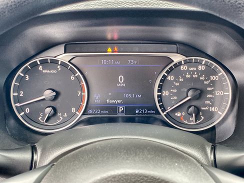 Used 2024 Nissan Altima 2.5 SV image 12