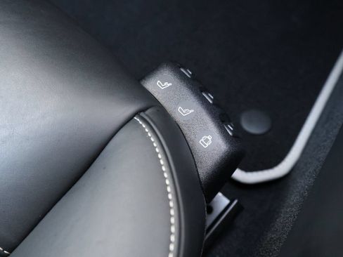 Used 2015 Mercedes-Benz SLS AMG GT Final Edition image 29