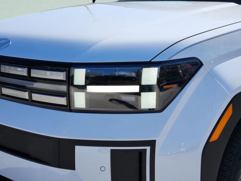 New 2026 Hyundai Santa Fe SE image 16