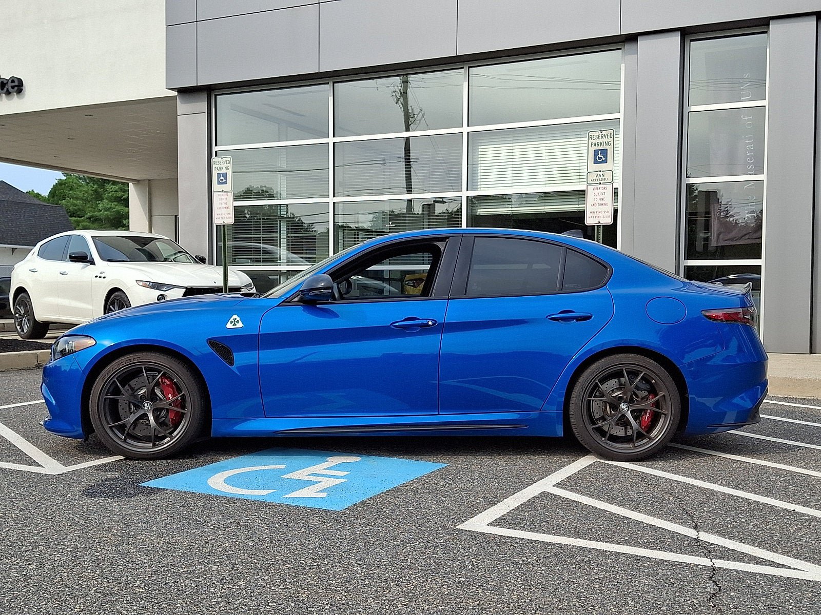 Used 2024 Alfa Romeo Giulia Quadrifoglio RWD image 7