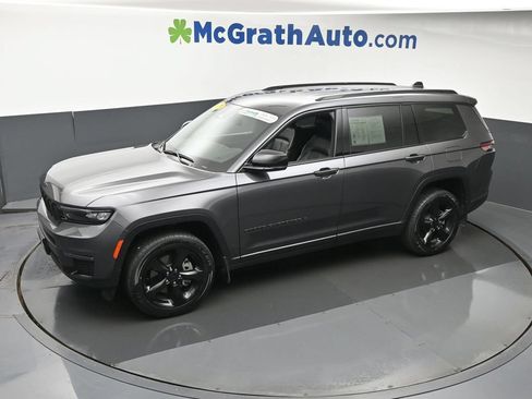 Used 2024 Jeep Grand Cherokee L Limited w/ Black Appearance Package AWD/4WD image 24