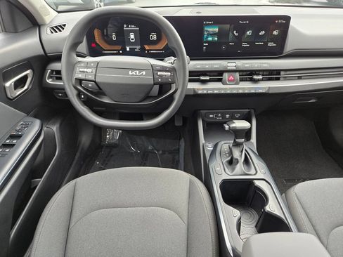 Certified 2025 Kia K4 FWD image 18