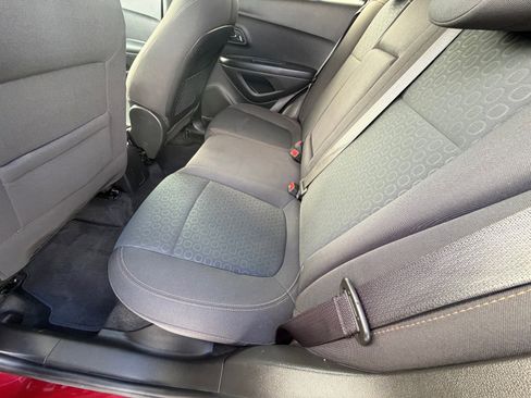 Used 2021 Chevrolet Trax LS w/ Tint and Cruise Package image 22