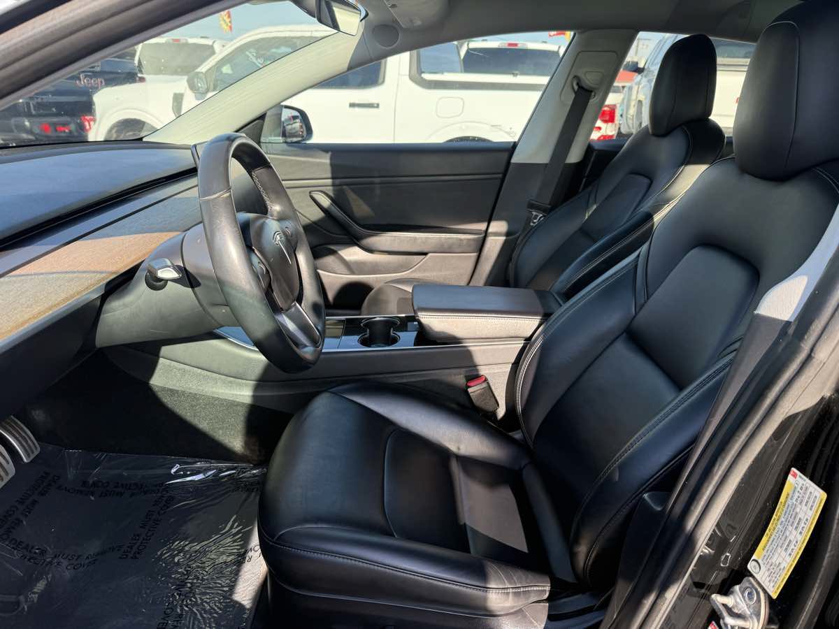 Used 2018 Tesla Model 3 Long Range AWD/4WD image 10