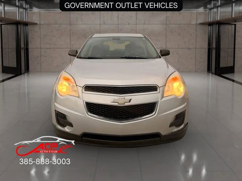 Used 2010 Chevrolet Equinox LS image 2