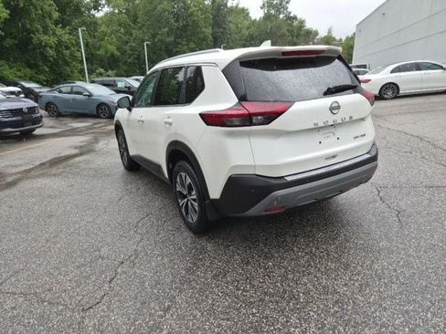 Used 2023 Nissan Rogue SV w/ SV Premium B Package AWD/4WD image 7
