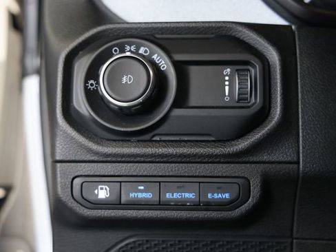 Used 2024 Jeep Wrangler Unlimited AWD/4WD image 22