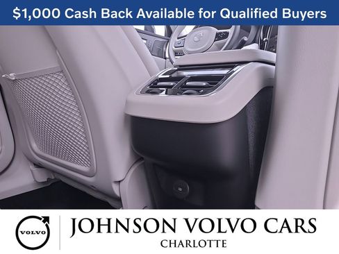 New 2026 Volvo XC60 B5 Ultra w/ Climate Package image 9