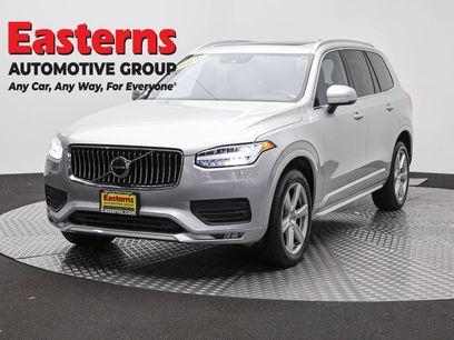 Used 2022 Volvo XC90 T5 Momentum