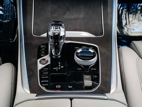 Used 2023 BMW X5 xDrive45e w/ Executive Package image 16