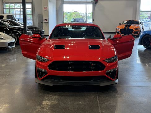 Used 2021 Ford Mustang GT Premium w/ GT Performance Package RWD image 4