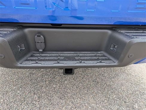 New 2026 Nissan Frontier SV image 29