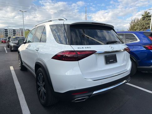 Used 2024 Mercedes-Benz GLE 350 4MATIC image 2