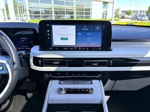 Used 2025 Lincoln Aviator Reserve w/ Equipment Group 201A AWD/4WD image 14