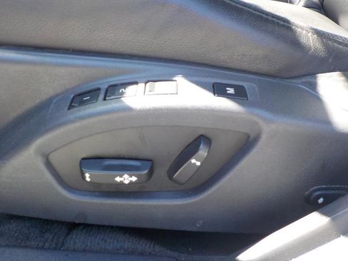 Used 2016 Volvo S60 T5 Premier image 11