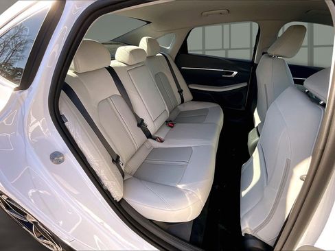 New 2026 Hyundai Sonata SEL image 9