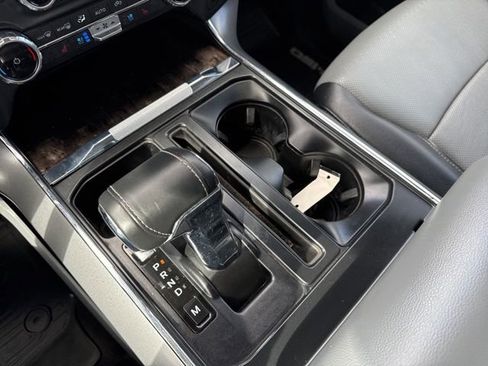 Used 2022 Ford F150 Lariat w/ Equipment Group 501A Mid image 25