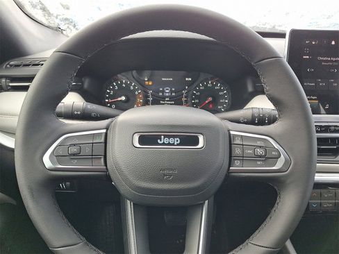 New 2026 Jeep Compass Limited image 9