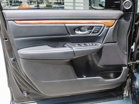 Used 2021 Honda CR-V Touring image 22