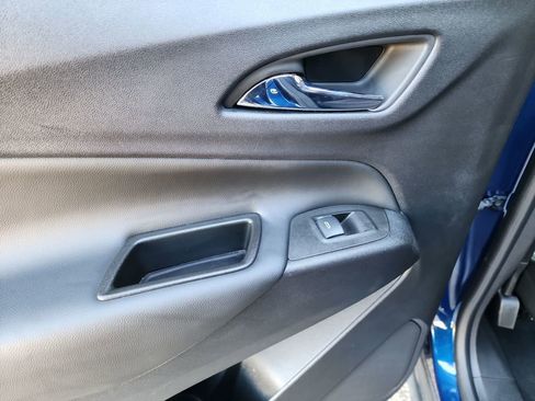 Used 2022 Chevrolet Equinox LT image 36