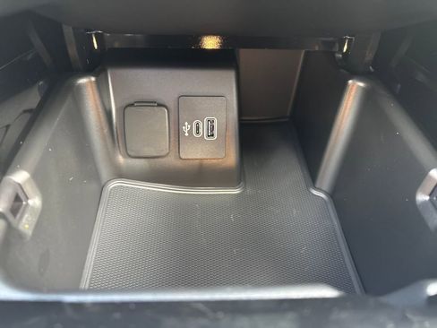 New 2025 Ford Explorer Platinum w/ Ultimate Package image 25