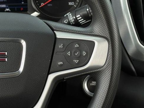 Used 2023 GMC Terrain SLE w/ Driver Convenience Package image 16