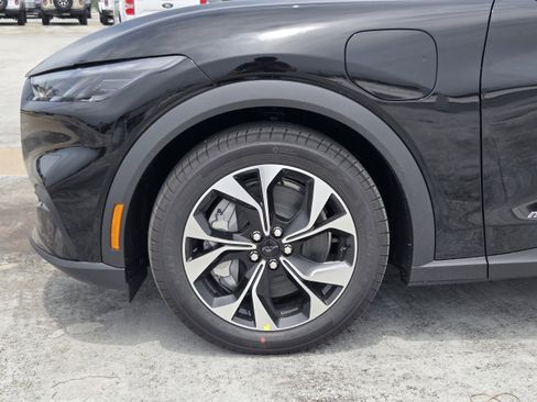 New 2026 Ford Mustang Mach-E Select RWD image 12