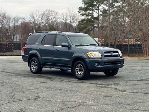 Used 2005 Toyota Sequoia Limited image 8
