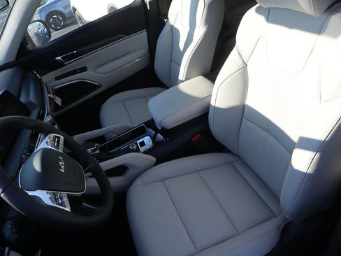 New 2025 Kia Telluride EX image 22