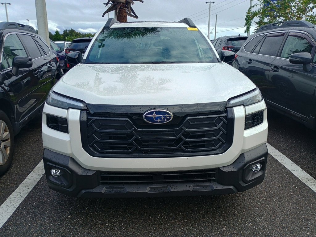 Used 2026 Subaru Outback Touring AWD/4WD image 2