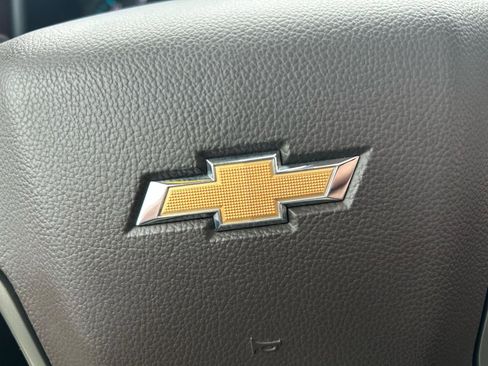 Used 2015 Chevrolet Silverado 1500 High Country w/ High Country Premium Package image 19