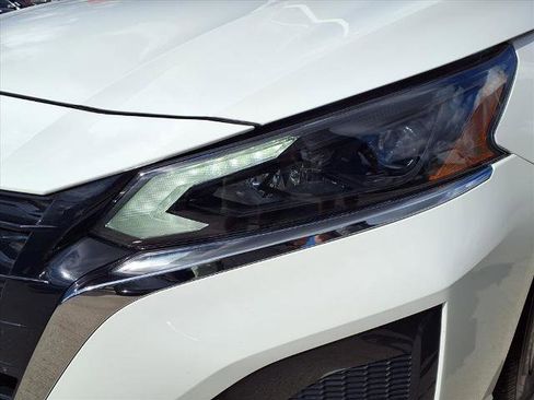 Certified 2025 Nissan Altima 2.5 S image 25