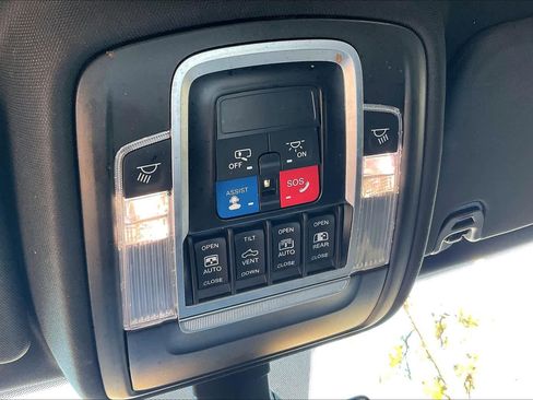 Used 2023 RAM 1500 Big Horn image 32