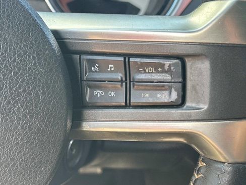 Used 2010 Ford Mustang GT image 12